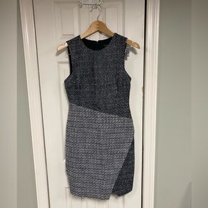 Banana Republic Size 6 petite black and white cocktail dress